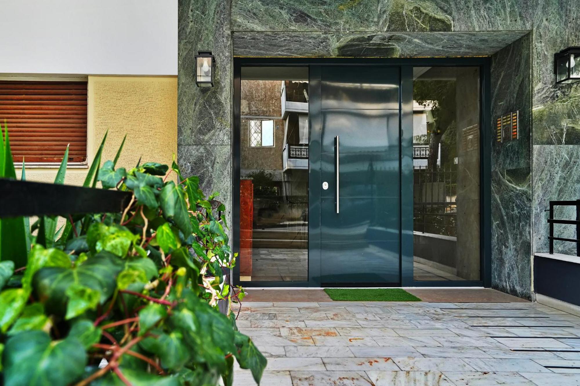 Apartment Five Seasons Alimos